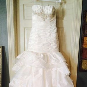 Casablanca Bridal Gown